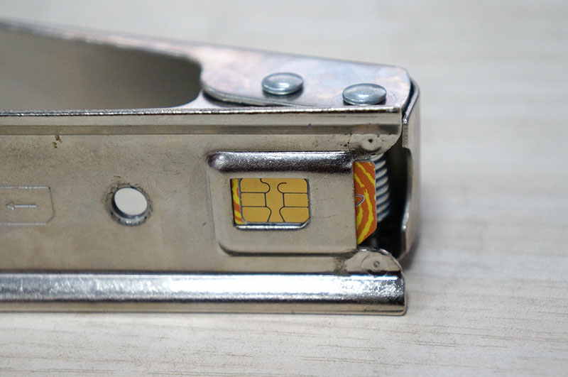 iPhone5 Nano SIM剪卡教程——去营业厅换小卡，也太low了吧图3
