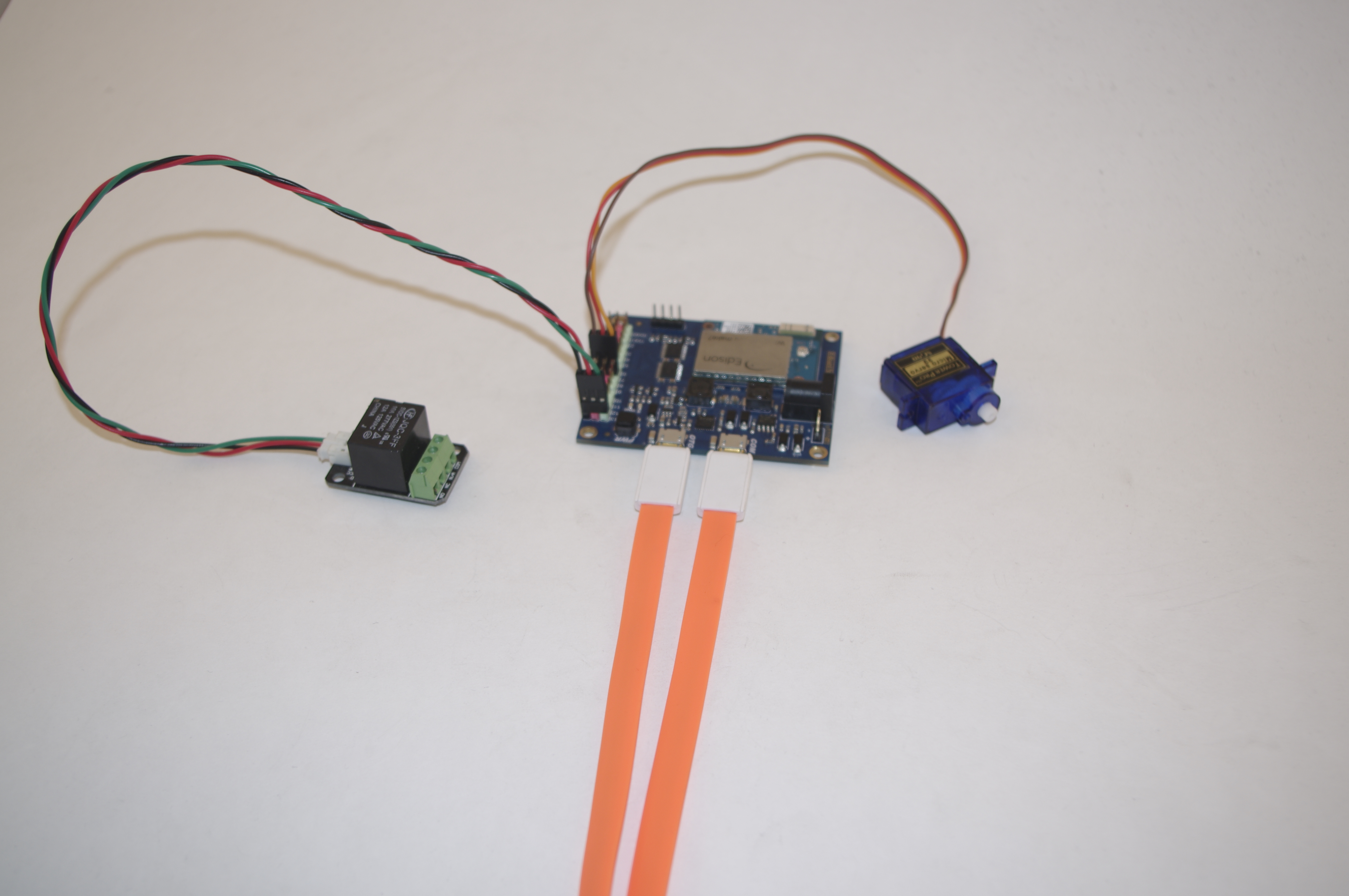 X-Board for Intel Edison 靓照与大家见面啦图7