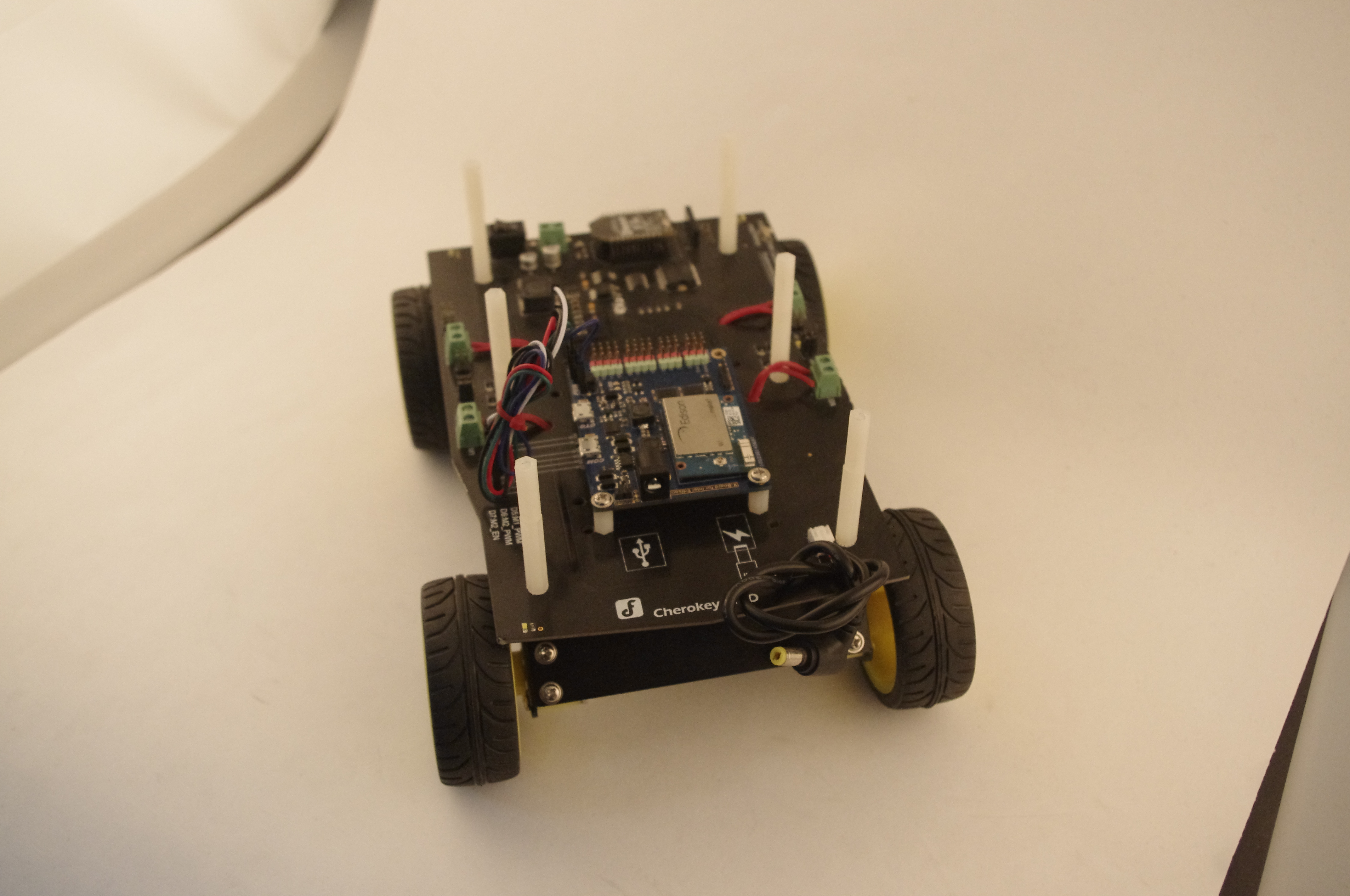X-Board for Intel Edison 靓照与大家见面啦图10