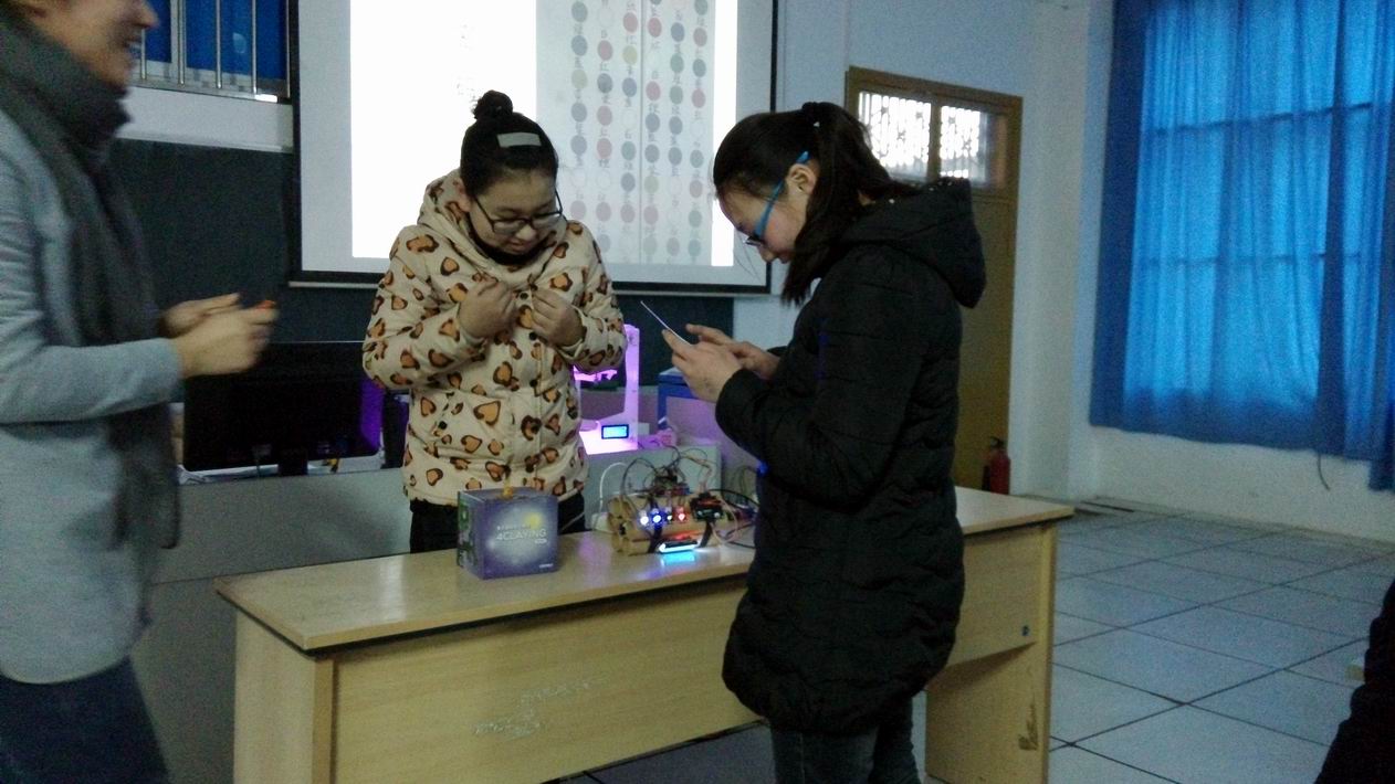 DF视频公开课走进淮南一中——感受技术魅力（上视频了）图3