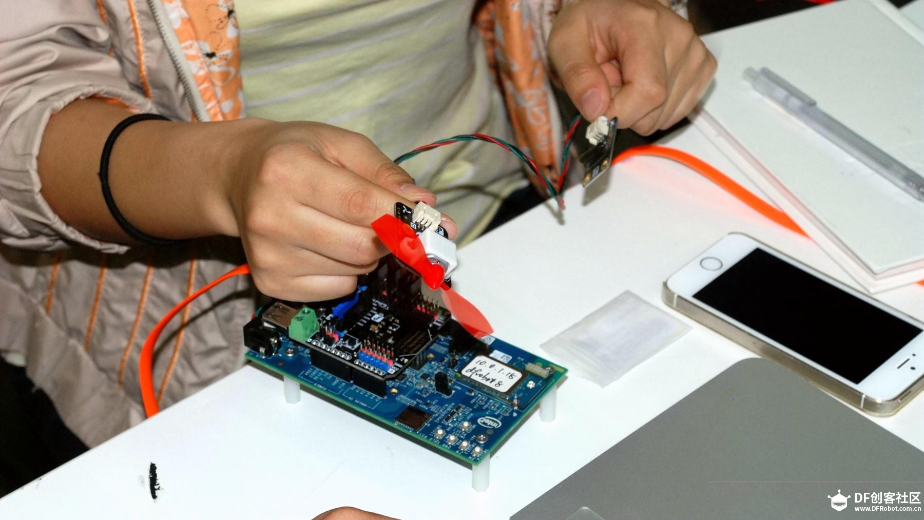 Intel与DFRobot为同济大学共同打造Edison周末工作坊图9