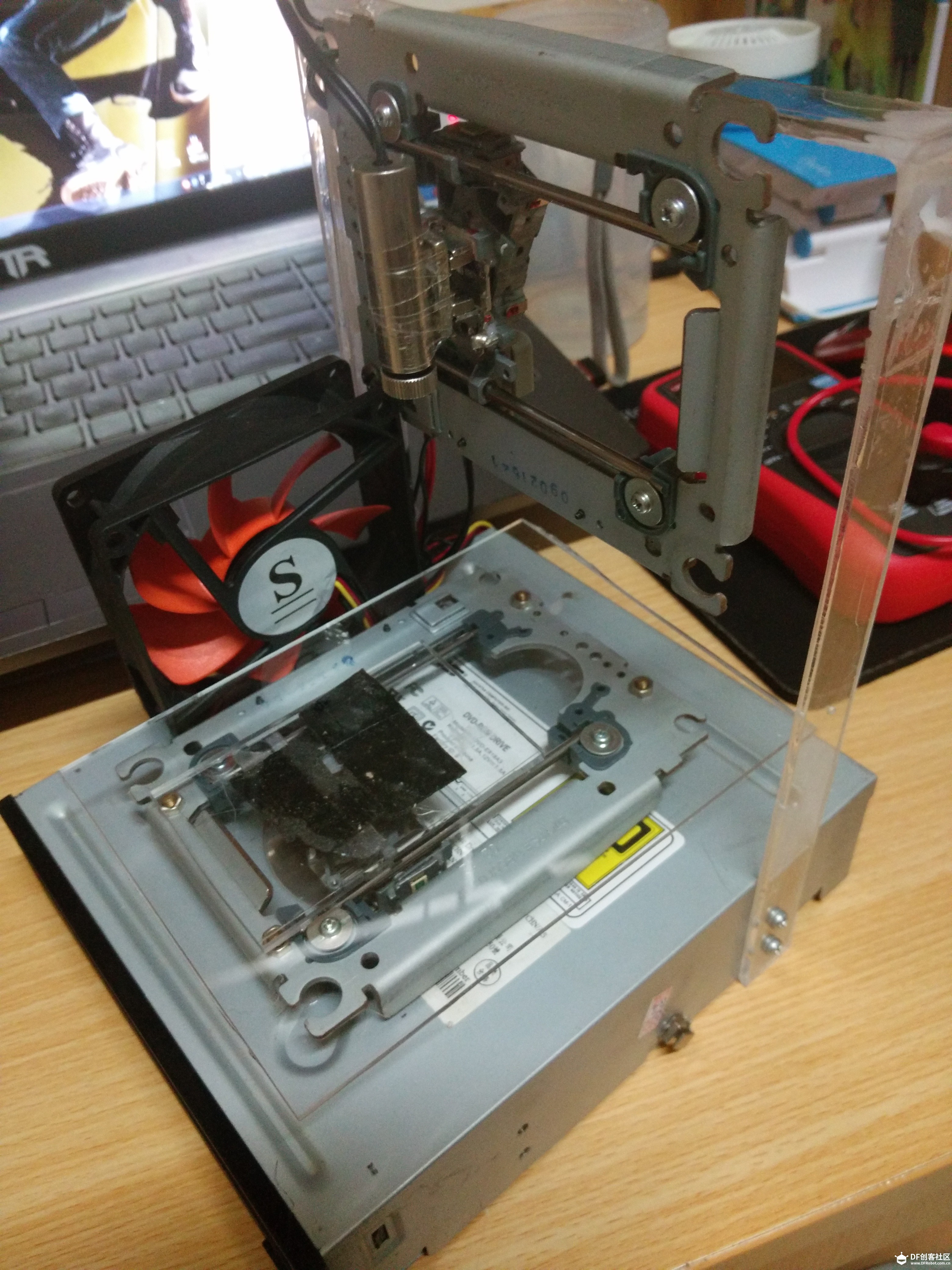 激光雕刻机图4