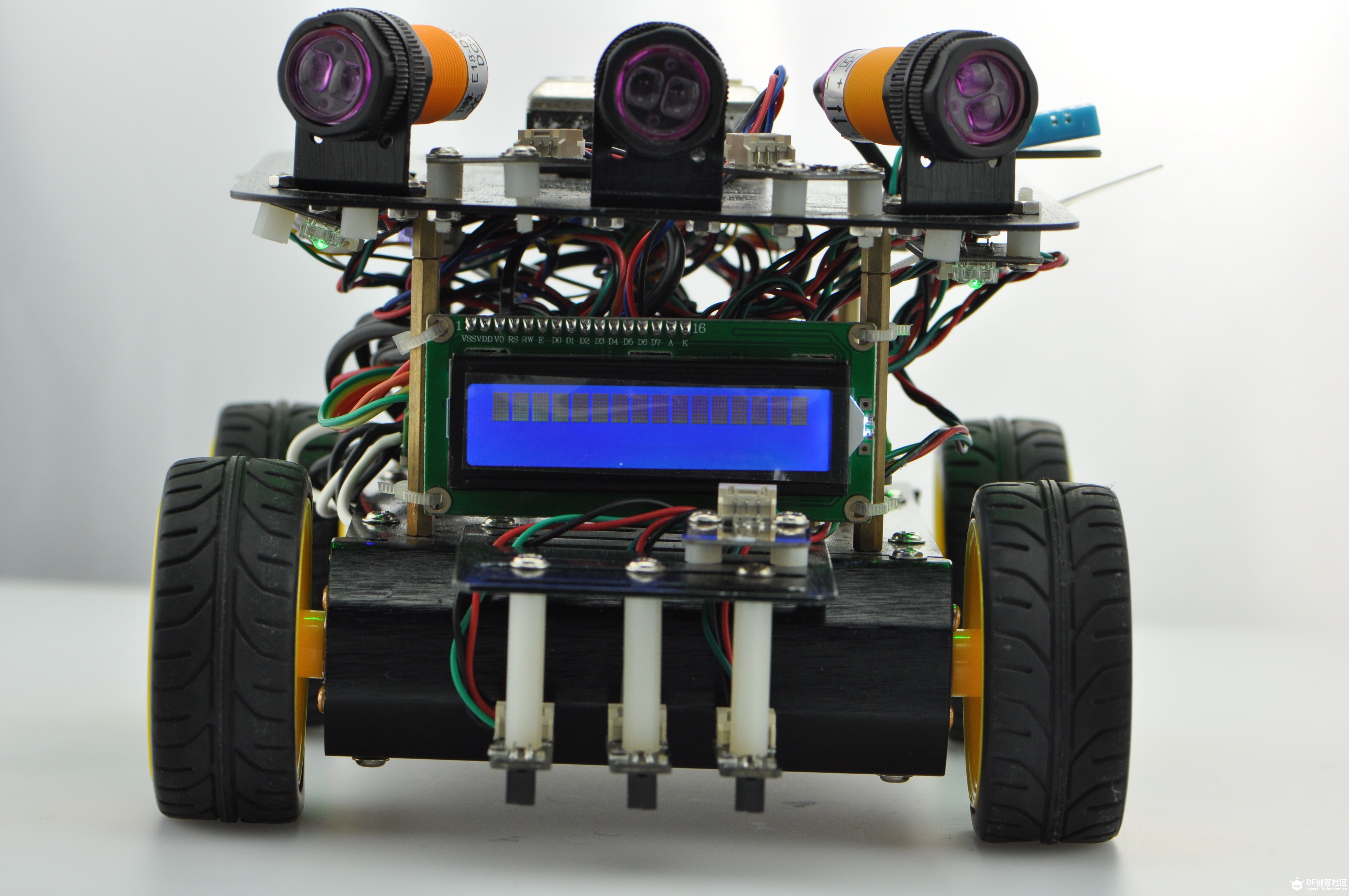 海盗4WD 多功能小车 功能介绍与展示图2