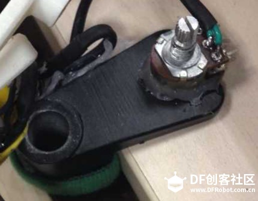 基于Arduino的同步机械臂图26