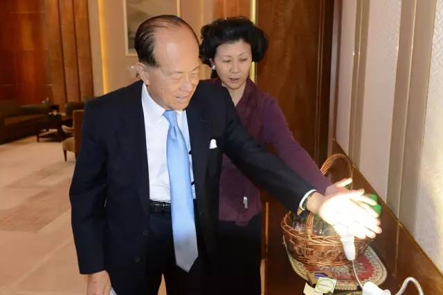 扒一扒获得2015德国红点奖的LED灯泡到底什么样?图18