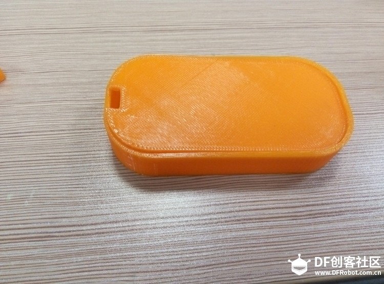 学生作品------3D打印无线充电式笔筒台灯图6