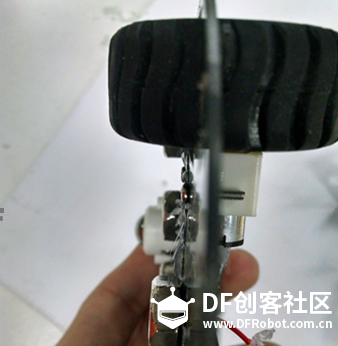 基于MiniQ机器人平台打造相扑机器人 Fighting图16