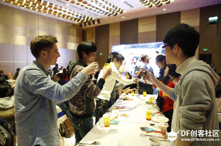 DF星球年会大赏！帅哥美女多得不像实力派科技公司图19