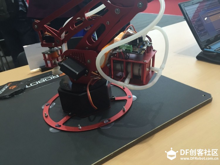DFRobot 蘑菇云亮相第70届中国教育装备展示会图18