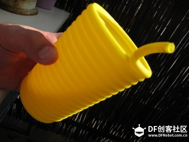 3D打印PLA水杯能装开水吗？图1