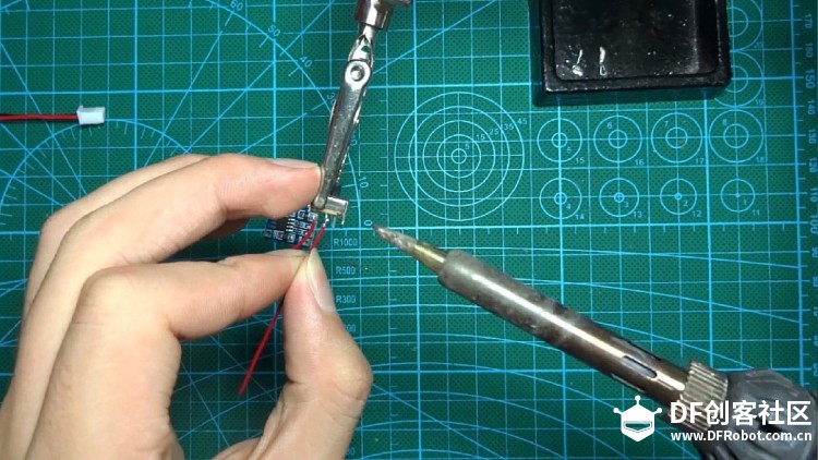 【Maker源代码】制作一个宠物机器人图15