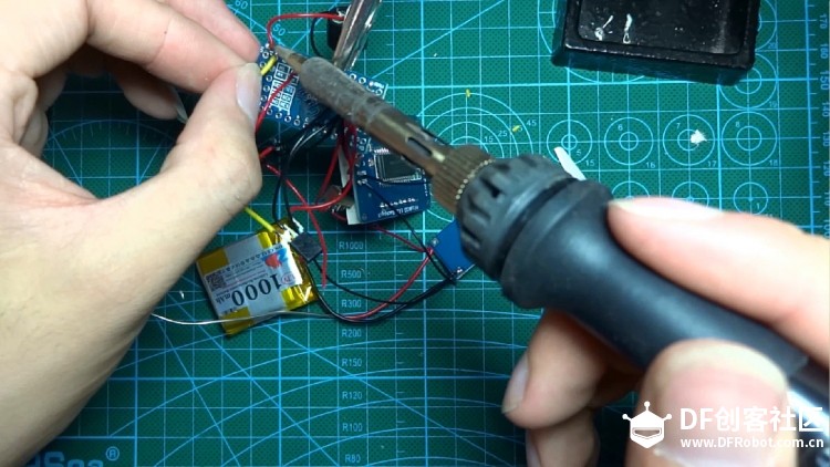 【Maker源代码】制作一个宠物机器人图18