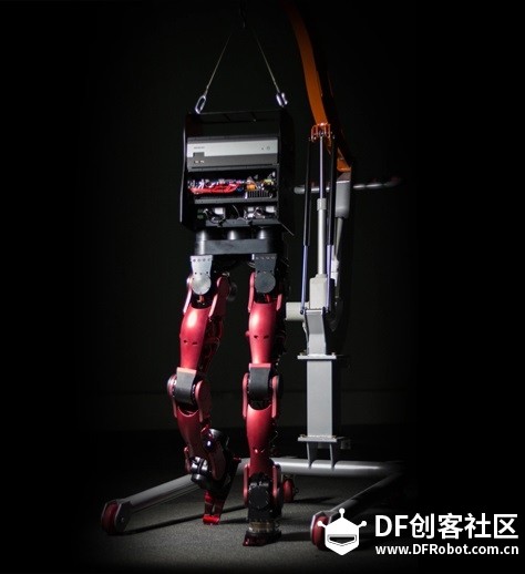 求助DF诸神，这货的关节用的是什么东西！图1