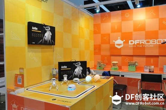 虫虫机器人引爆香港玩具展，机器人玩具成为春节最佳礼品图9