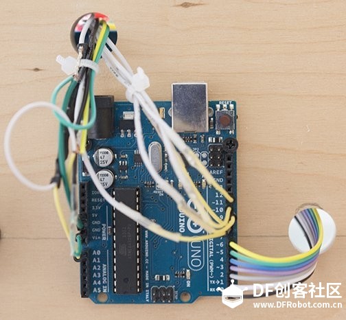 用Arduino打造会调酒的机器人图1