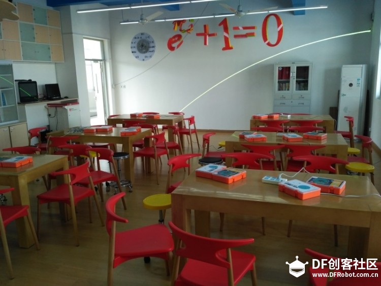 上海实验学校青少年创客马拉松图13