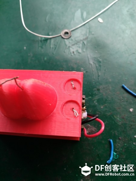【FireBeetle Board-ESP32应用教程】让你的打火机可穿戴图3