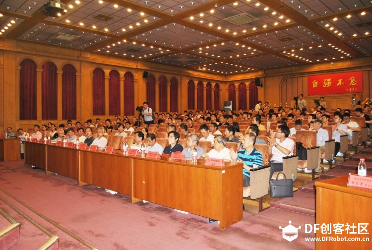 “唐辉电子”杯第二届中国智能仪器仪表设计大赛完美收官图3