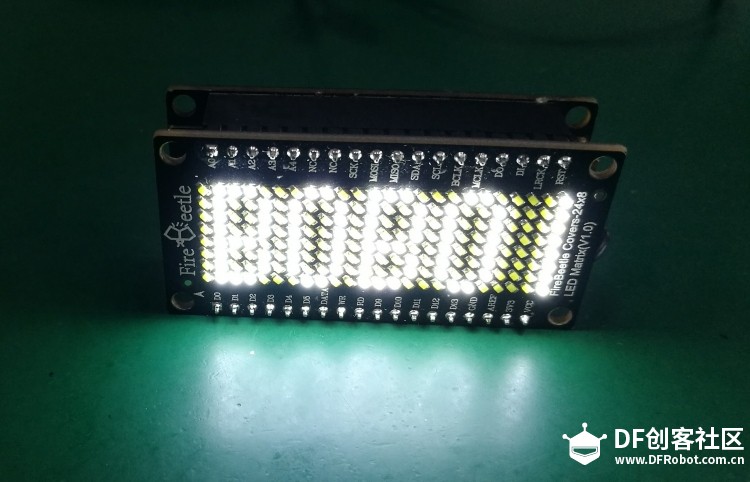 使用FireBeetle Board ESP32 制作电子徽章图3