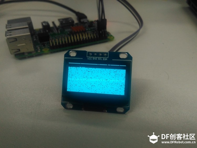 解决树莓派驱动OLED(非SSD1306)花屏问题图1