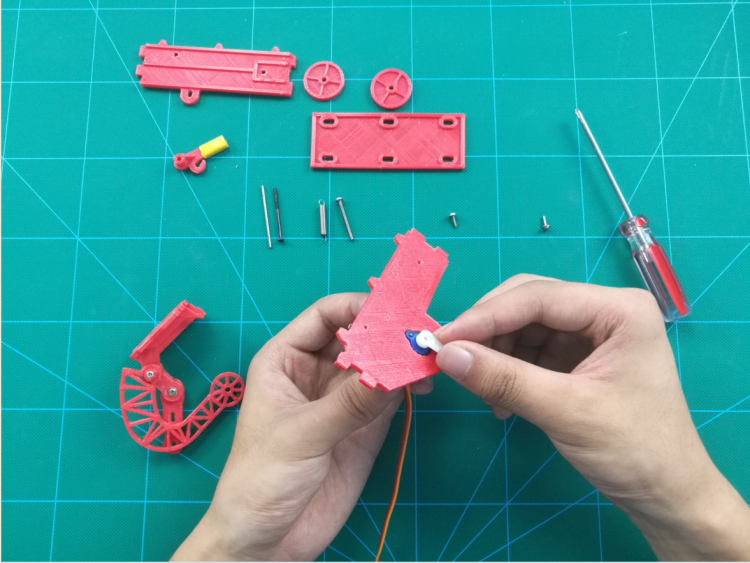 使用Arduino UNO 制作的偷钱喵储钱罐图13