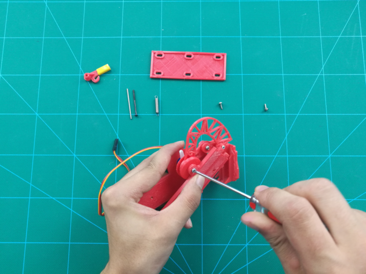使用Arduino UNO 制作的偷钱喵储钱罐图14