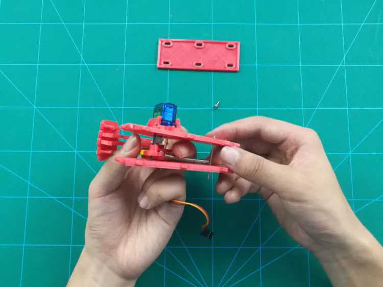 使用Arduino UNO 制作的偷钱喵储钱罐图16
