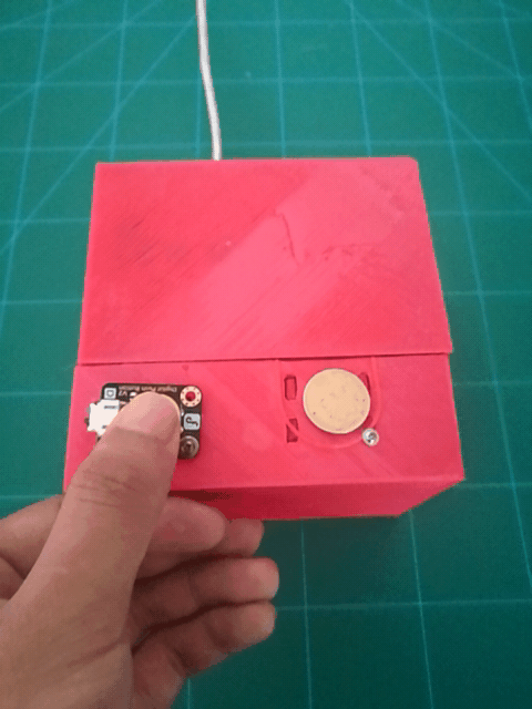 使用Arduino UNO 制作的偷钱喵储钱罐图27