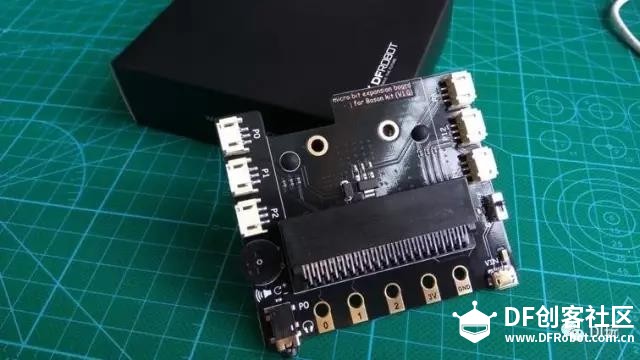 秋黄蟹肥正当时——浅尝DF micro:bit扩展板图3