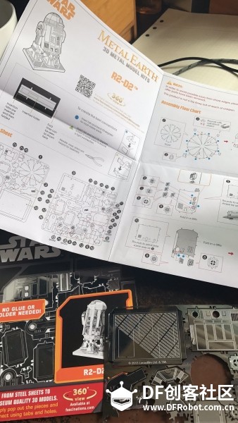 不用任何黏贴的立体金属拼图R2D2-【周末项目】-1图2