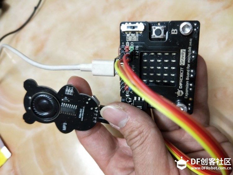 Micro:bit 01 让Micro:Mate做个自我介绍吧！图4
