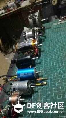 【建造日志】破峰战队2kg格斗机器人制作过程图1