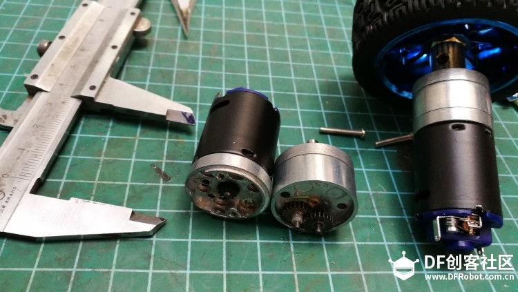 【建造日志】破峰战队2kg格斗机器人制作过程图6