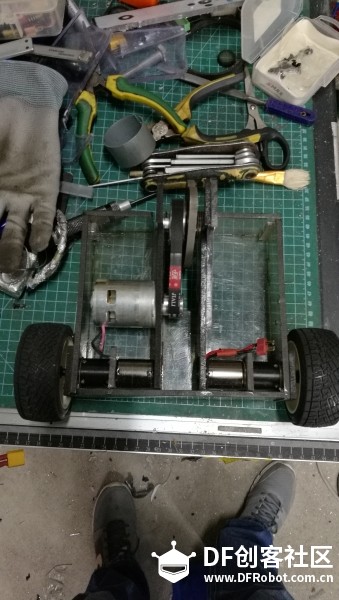 【建造日志】破峰战队2kg格斗机器人制作过程图10