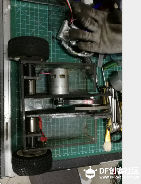 【建造日志】破峰战队2kg格斗机器人制作过程图16