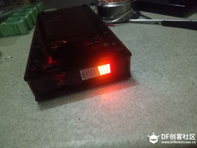 打造一个透明酷炫充电宝图17