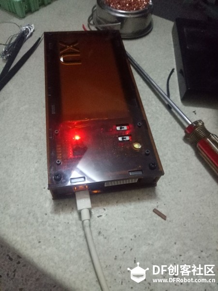 打造一个透明酷炫充电宝图19