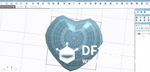 如何用selfcad建模一个心图3