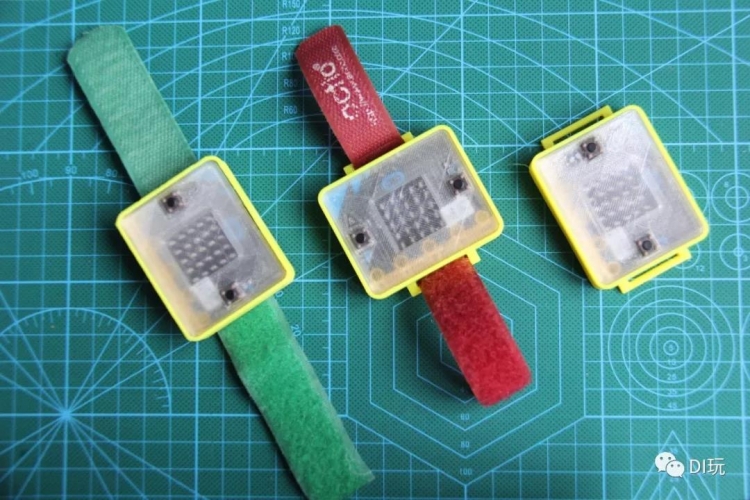 [微课]小米趣玩BBC micro:bit 18 计步手环图9