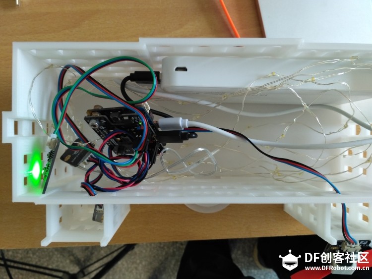 *【标题】microbit + OBLOQ 实现物联网数据互通（温度+光线）图9