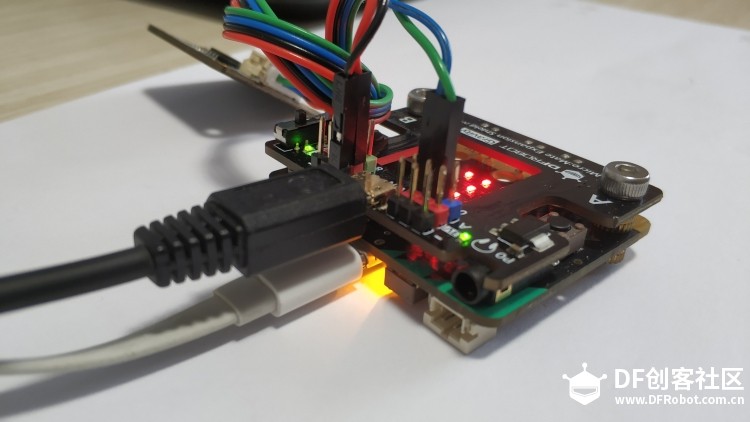 micro:bit × OBLOQ挑战赛 任务1：远程室内温度和亮度检测图2