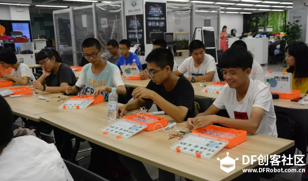 引领公益力量，蘑菇云助力黄奕聪基金将创客教育带进偏...图9