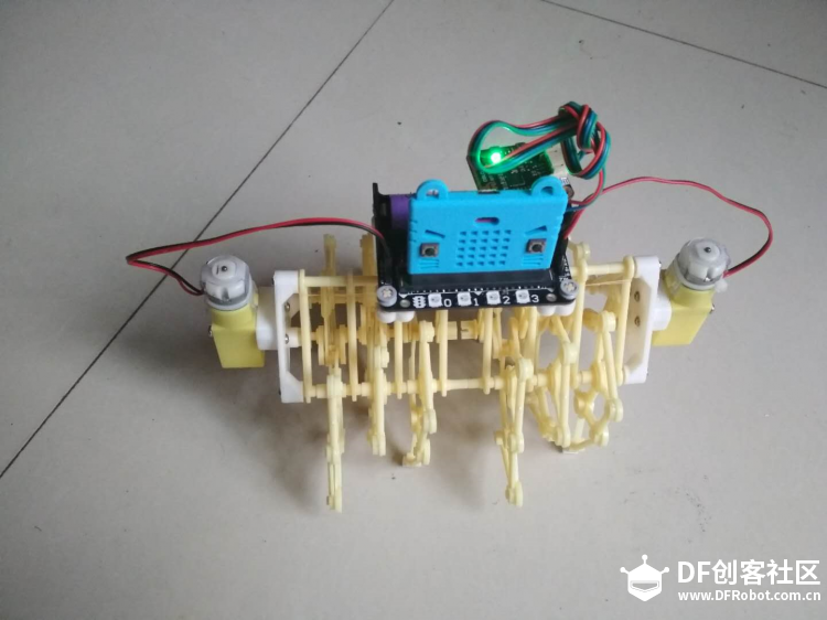 IOT星球玩具总动员_多足怪入侵_基于IOT的micor:bit机器人格斗赛图6