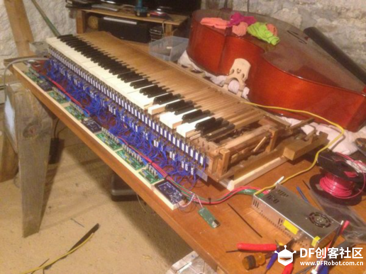 支持MIDI-OVER-BLUETOOTH的MIDI控制型88键簧风琴图31
