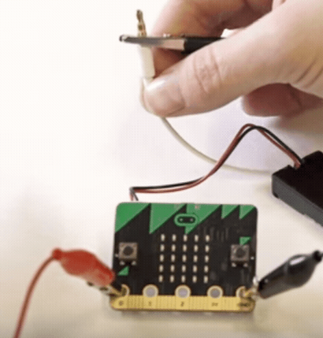 BBC micro:bit|Music/Hack Your Headphones图8