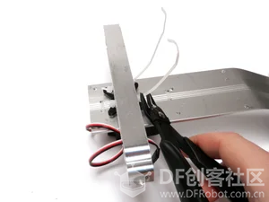 DIY一个会走路的机器人图58
