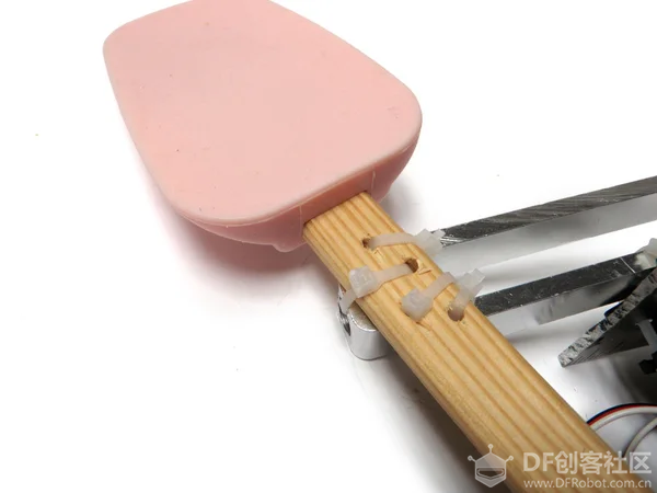 DIY一个会走路的机器人图95