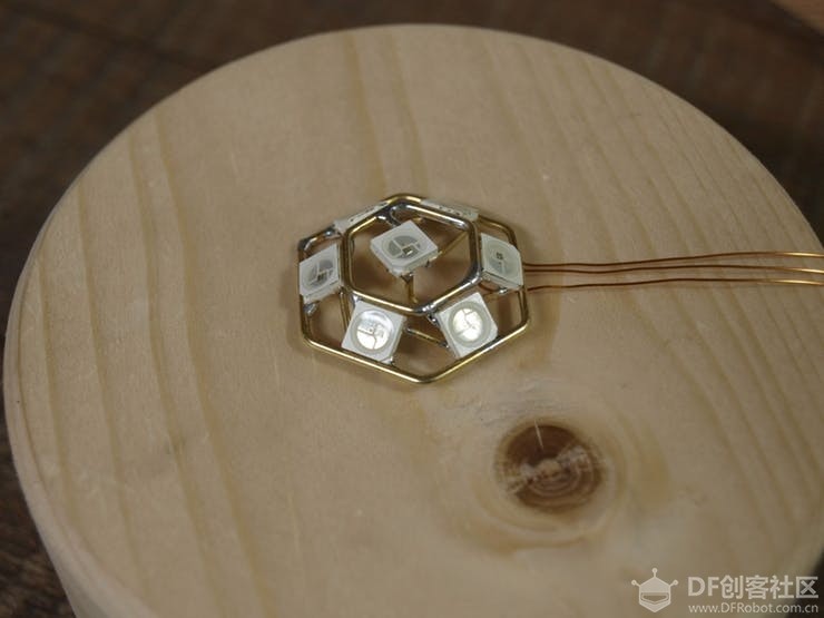arduino交互设计作品2019——害羞的郁金香图18