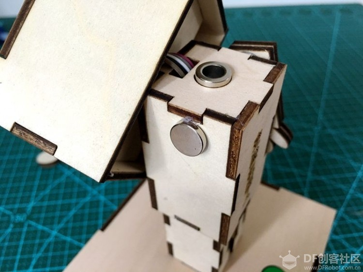 萌宠机器人的设计与制作图25