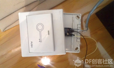 使用树莓派制作的远程开门器图1